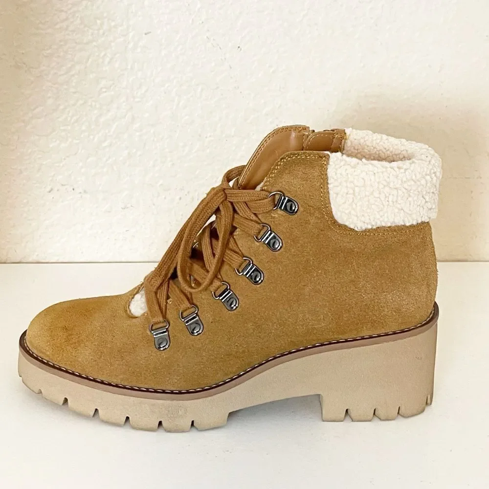Blondo Devin Waterproof with Sherpa fur Camp Boots Gorpcore. 8